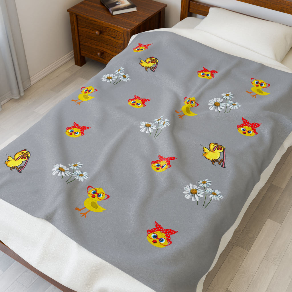 Cute Chick & Daisy Velveteen Plush Blanket — Soft Grey Nursery Throw